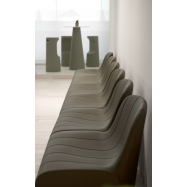 Dizajnová barová stolička Fura