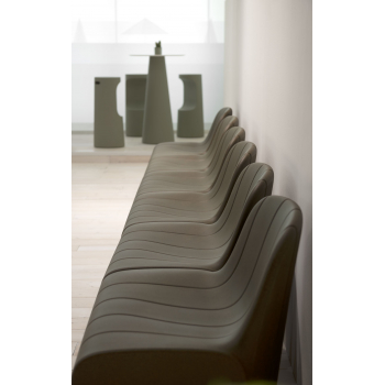 Dizajnová barová stolička Fura