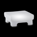  
 Dizajnový stôl LITTLE TABLE je zaujímavý predovšetkým svojím oblým tvarom a originálnym vzhľadom. Rozmery: 60 x 60 h 25 cm. Určené pre vnútorné využitie.