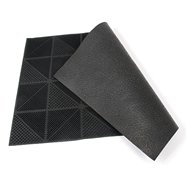 Gumová čistiaca vonkajšie vstupná rohož FLOMA Triangles - dĺžka 40 cm, šírka 60 cm a výška 0,7 cm