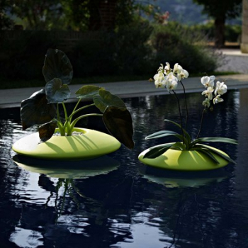 Plávajúci dizajnový kvetináč Ninfea