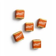 Čokoládová pralinka Cremino s lieskovými orieškami