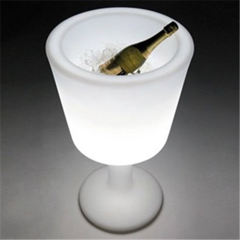 Funkčné dizajnové svietidlo LIGHT DRINK